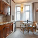 Maargick Aparthotel 3*