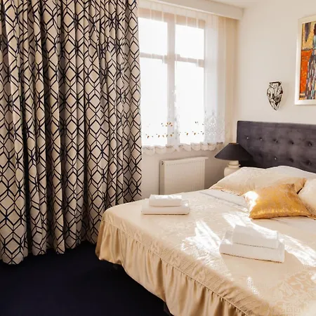 Lägenhetshotell Maargick 3*