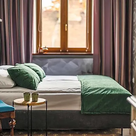 Maargick Aparthotel 4*